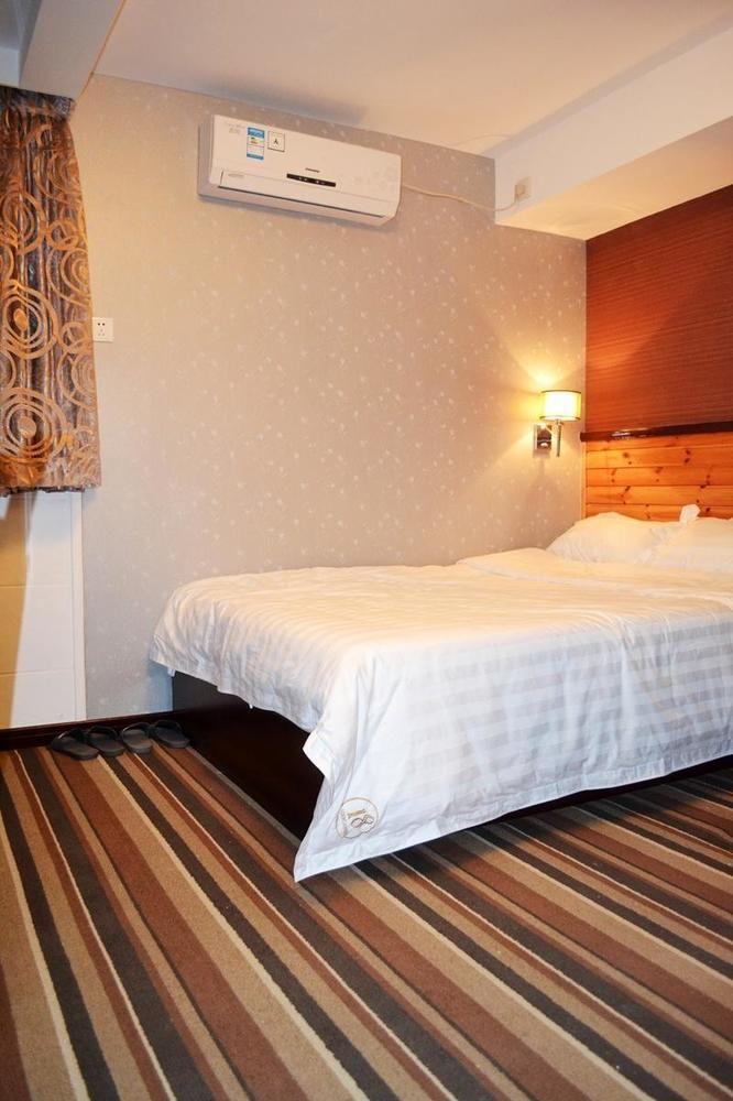 Tianquan 18 Degree Holiday Villa Hotel Сямень Екстер'єр фото
